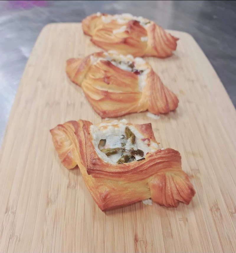 Building Bridges Patisserie Cafe photo 6