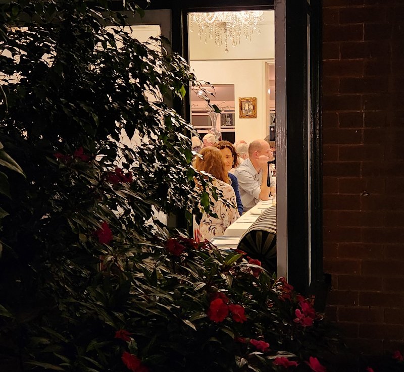 Saveur Restaurant photo 3