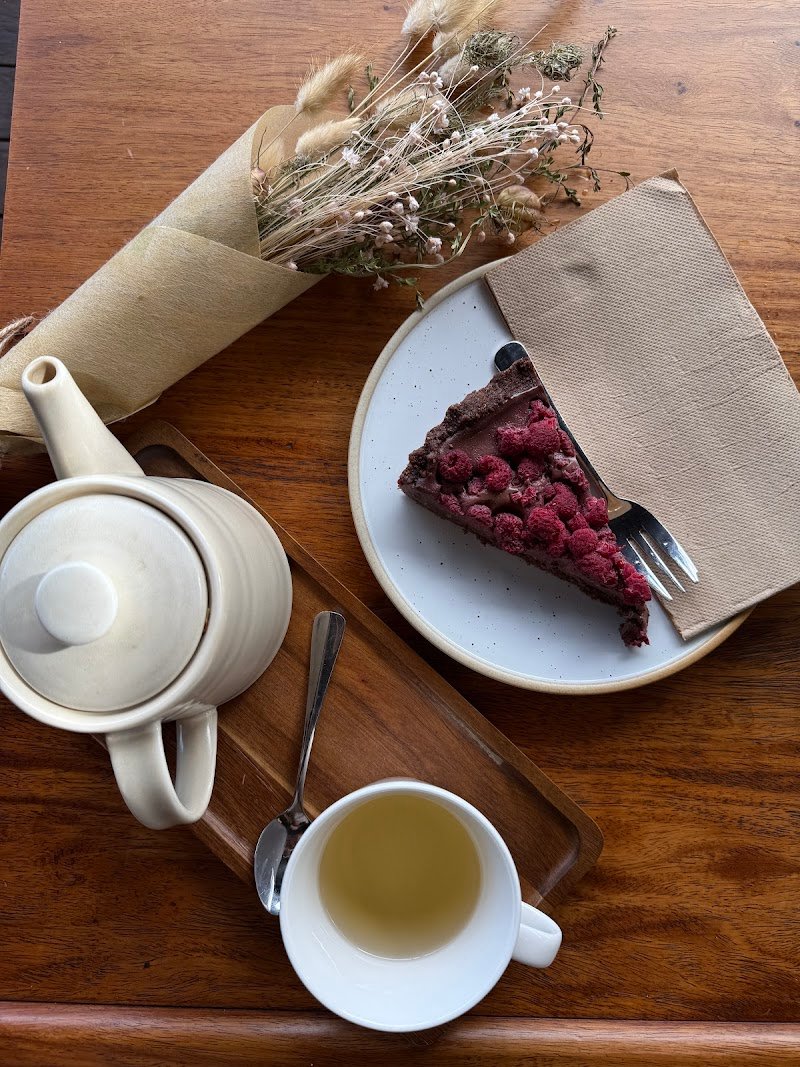 LOLAS Darby St photo 5