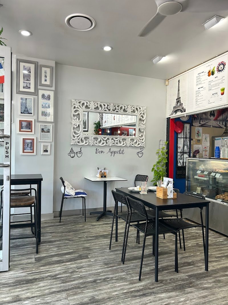 Old Paris Cafe photo 5